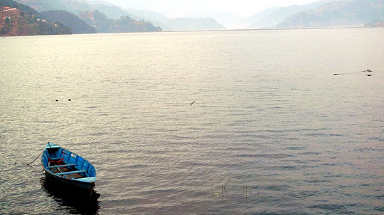 네팔 포카라 페와 호수