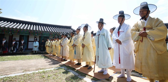  8일 열린 함양향교 추기 석전제.