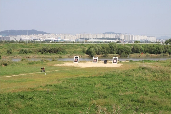  신대동 앞 국궁장 풍경