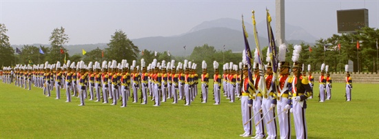 육군사관학교