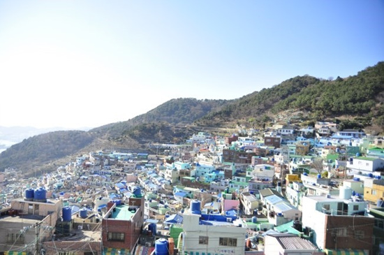 '한국의 산토리니'라 불릴만큼 아름다운 감천문화마을의 모습