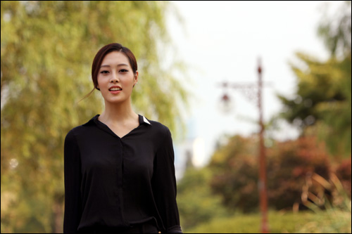  SBS 슈퍼모델 대상 최다빈(22), 그녀의 꿈은 가을날씨만큼 청명했다.