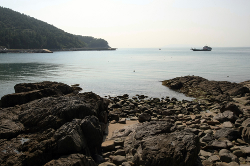 직포항 풍경. 금오도 비렁길 2코스의 도착지점이다.