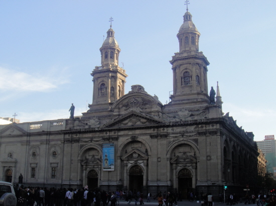 아르마스 광장의 산티아고 대성당. (2011년 6월 사진)