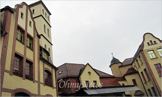 독일 중남부의 뉘른베르크시 인근에 위치한 연필회사 파버카스텔. 1761년에 설립돼 250년 역사를 갖고있다. 사진은 파버카스텔 공장 모습.