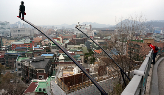 서울은 넓이만큼이나 풍경이 다양하다. 동네마다 각기 다른 얼굴을 보여준다. 사진은 종로구 동숭동 낙산공원.