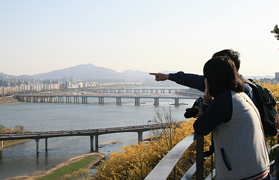 서울이 고향인 아이는 도시를 어떻게 느끼고 있을까? 