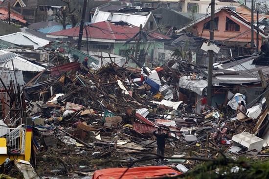 초대형 태풍 하이옌의 피해를 입은 필리핀의 모습