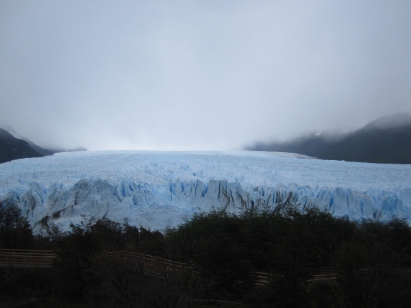 남극과 그린란드를 제외한, 인간이 볼 수 있는 가장 크고 아름다운 모레노 빙하