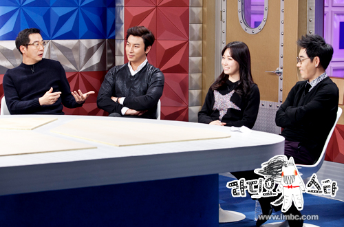  MBC <라디오스타> '집착남들의 수다' 특집의 한 장면. 이날 방송에는 장진 감독, 배우 박건형, 김슬기, 가수 김연우 출연했다.