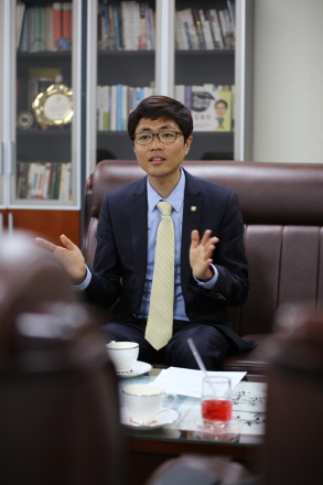 민주당 김광진 의원