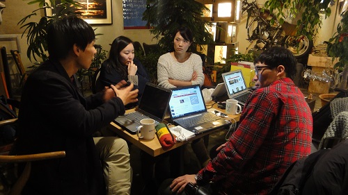 합정역 인근의 한 카페에서 왼쪽부터 옥기원, 김소진, 김민화, 이홍찬.