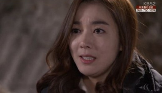  KBS 2TV 일일드라마 <루비반지>에서 언니 정루비의 얼굴로 살고 있는 정루나(이소연 분).