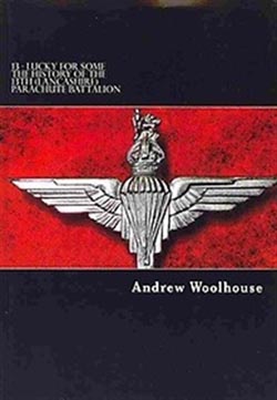 제2차 세계대전 당시 패러독스(공수군견들)의 활약상을 기록한 Andrew Woolhouse가 쓴 책 <행운의 13 - 제13공수부대의 역사> 표지. 