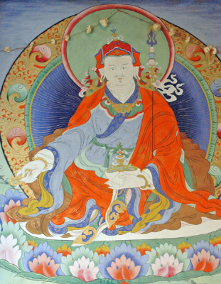 구루 파드마삼바바 탱화(파로). 8세기 경 최초로 불교를 부탄에 전한 구루 린포체로 부탄 사람들의 절대적은 숭배를 받고 있다. 