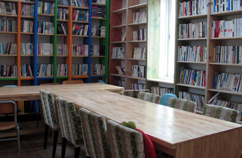 죽곡농민 열린도서관 내부 모습. 농민회 지회에서 만든 농민문고를 모태로 마을도서관으로 성장했다.