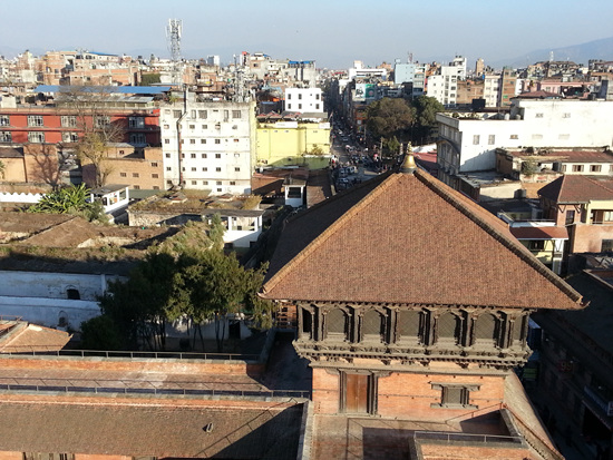 바산타푸르 두르바르 4 층 창에서 본 동쪽 시가지 모습