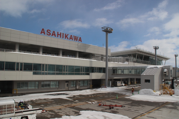  아사히가와 공항