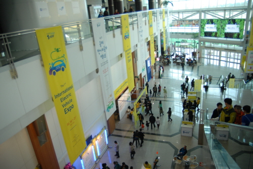 지난 15일 제주컨벤션센터에서 제1회 국제전기차엑스포가 열렸다.