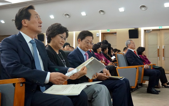 15일 학교급식 관련 토론회에 참석한 새누리당 서울시장 후보들. 