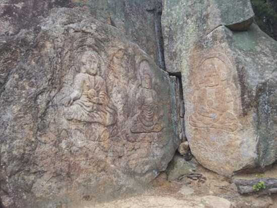 경주남산 윤을곡 마애불 경주남산 윤을곡 마애불