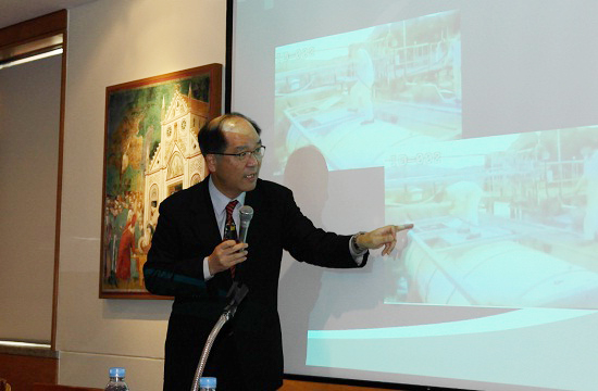 경기대 건설산업대학원 김영철 교수는 2012년 구미 불산 누출사고 당시 상황을 설명하고 있다. 
