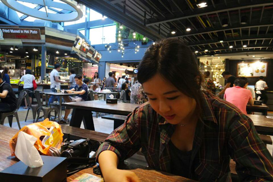22살 여대생, 홀로 방콕으로 떠나다.