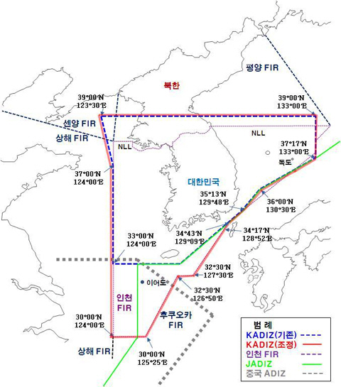제주도의 서남단인 이어도 수역 부근은 한국, 중국, 일본 3국의 방공식별구역이 중첩된다. 