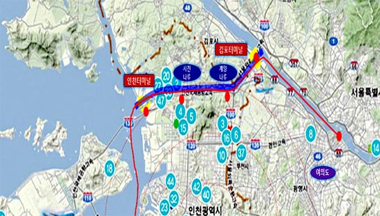 경인아라뱃길 주변과 인천아시안게임 경기장들. 수자원공사는 한강과 경인아라뱃길을 연결해 아시안게임 관광객과 선수들을 실어 나르겠다고 한다. 이에 대해 시민단체들은 중대형 선박을 운항하기 위한 꼼수에 불가하다고 반대하고 있다.<출처ㆍ수자원공사> 