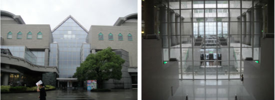 　　도쿠시마 현립 박물관과 미술관은 한 건물에 있습니다. 사진 왼쪽은 겉모습이고, 오른쪽은 내부입니다. 