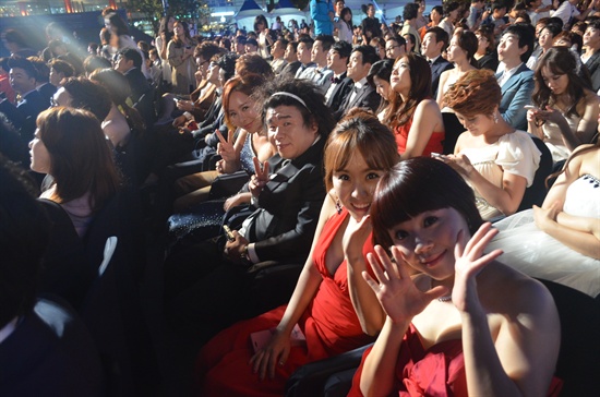  29일 부산코미디페스티벌 개막식에 참석한 한국 코미디언들