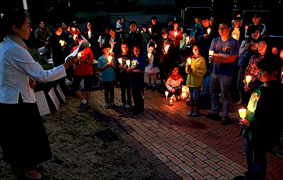 세월호 추모 촛불이 지난 5월 17일 경기도 의왕시 청계근린공원에서 청계자유학교 학부모에 의해 켜졌다. 
