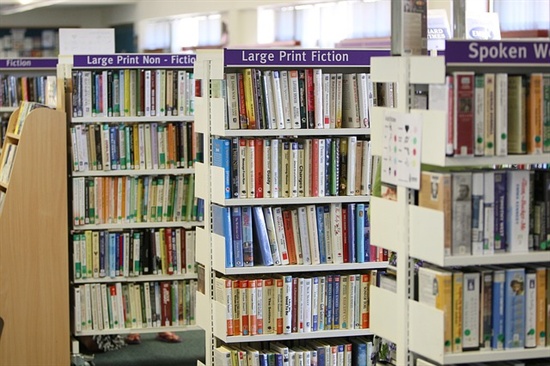 개정 도서정가제는 개인 소비자뿐만 아니라 공공도서관에도 적용된다.