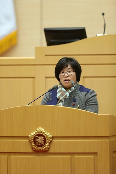  통합진보당 오미화 전남도의원이 22일 전남도의회 정례회에서 5분 발언을 하고 있다.