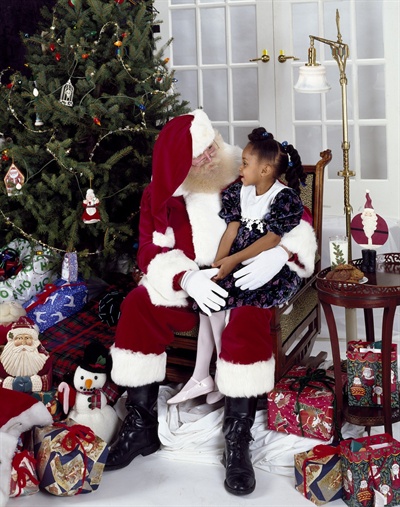 어린 아이들이 가지고 있는 산타에 대한 믿음... 굳이 그 환상을 깰 필요가 있을까?