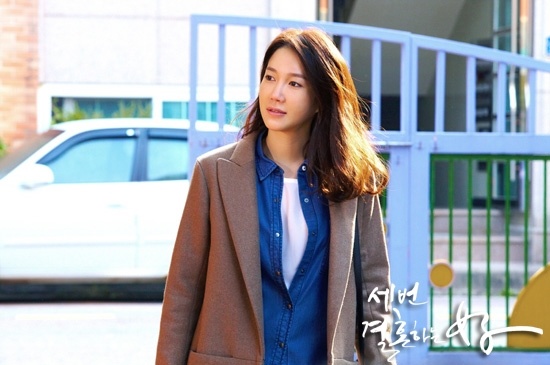  김수현 작가의 <세 번 결혼하는 여자>의 은수 이지아. 