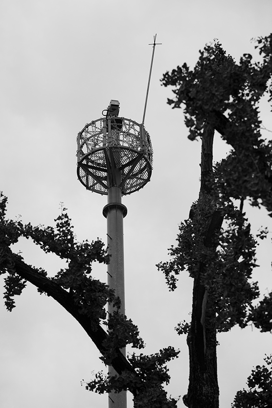 2009년 8월 20일 한낮의 광주, 석 달 뒤 다시 찾은 금남로 분수대 앞 교통감시탑 위