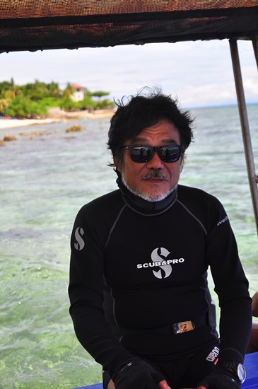 필리핀 해외 다이빙의 산증인 원다이브 리조트 원창선 대표의 모습