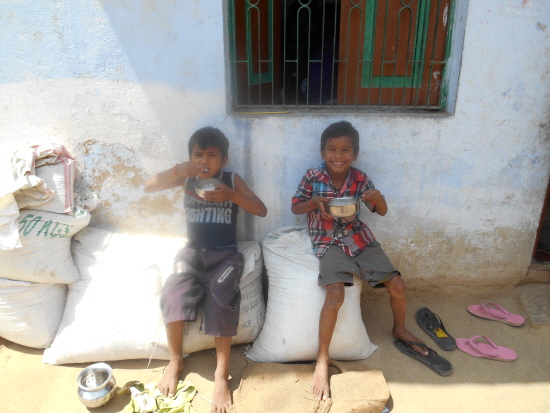 인도 시골 마을 아이들