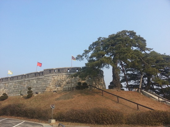 초지진의 병사들은 무단 침입한 운요호에 포격을 가했다.