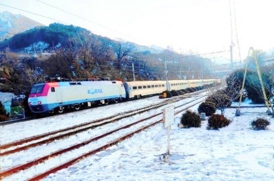 '죽령답사기'는 2014,10,30일의 기록이고, 사진은 최근에 촬영한 영상이다.  