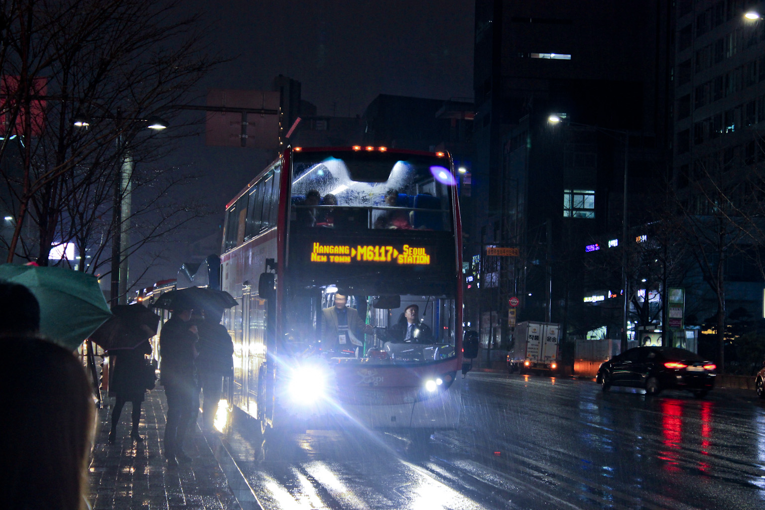 M6117은 급행 BRT로 이층버스가 활용될 수 있음을 보여주는 사례였다.