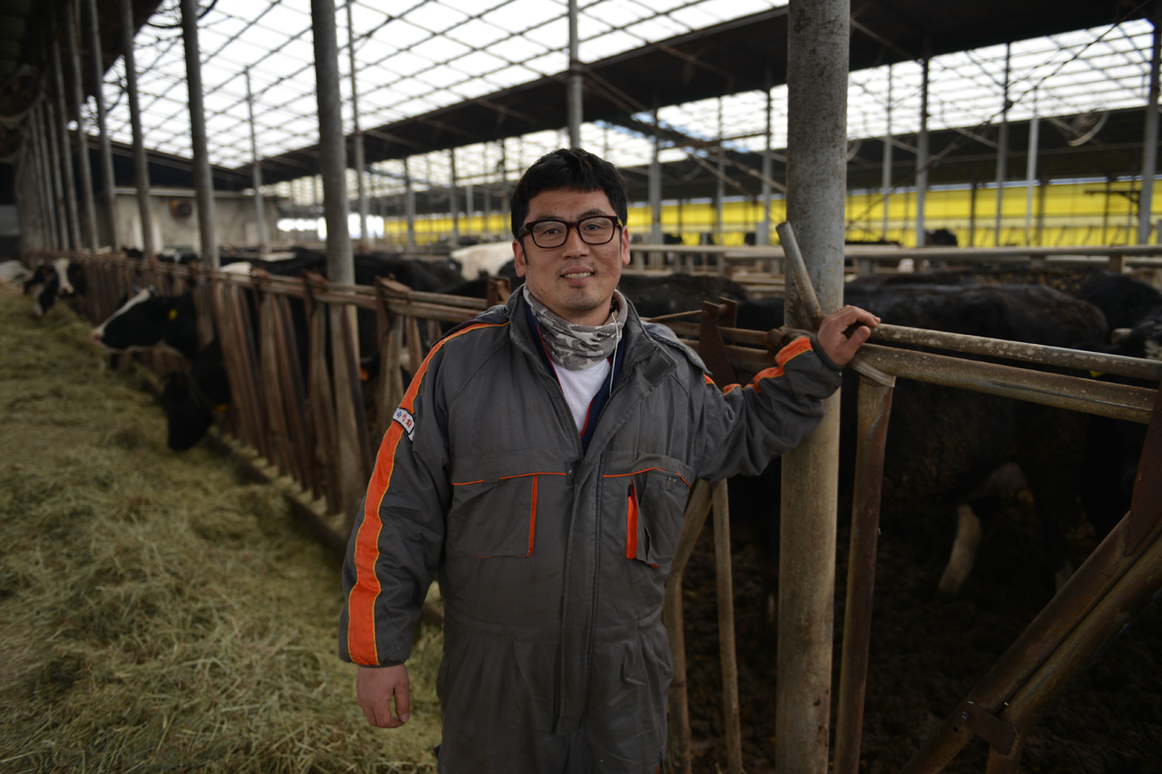 13년차 낙농인 장선수씨, 스물두 살부터 젖소를 키웠다. 