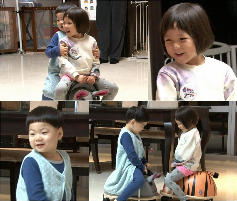  1일 방송된 KBS 2TV <슈퍼맨이 돌아왔다>에서 송일국의 집에 놀러온 추성훈의 딸 사랑이가 '삼둥이' 셋째 만세와 함께 놀고 있다.