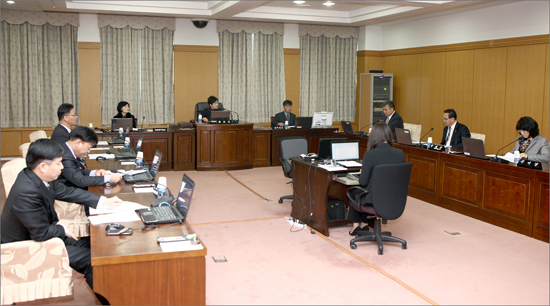 대전시의회 대전의료원 설립추진특별위원회(위원장 박정현)가 5일 본격적인 활동을 시작했다.