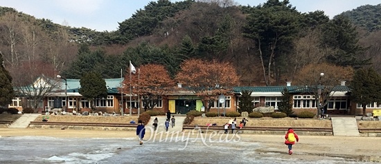 경기도 광주시 남한산초등학교 전경.