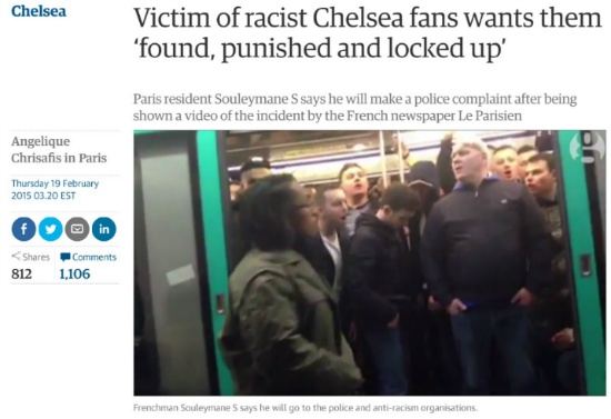 지하철에 타고 있는 영국 축구팬들이 흑인 승객들의 탑승을 막아서고 인종차별 노래를 부르고 있다. 영국 <가디언> 갈무리.