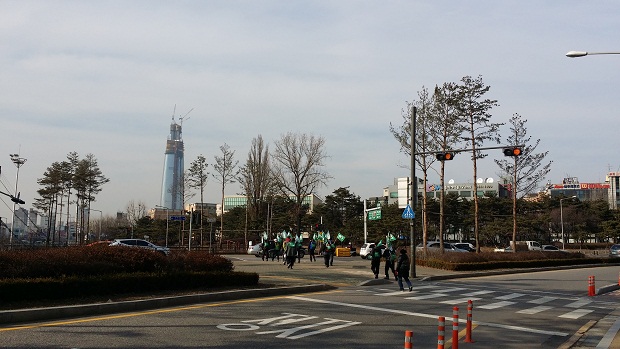 성남시내를 돌면서 홍보활동을 한 순례단은 서울 송파구의 송파성당까지 걸어서 27일 일정을 마무리 하였다.