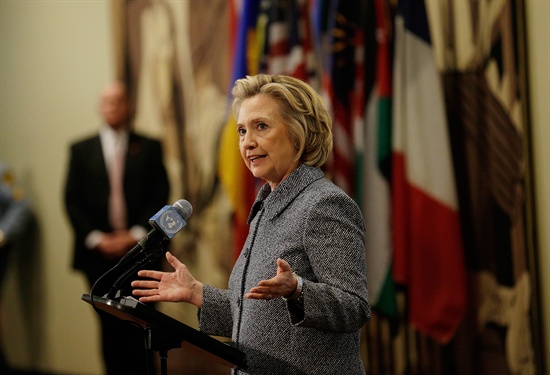 힐러리 미 전 국무부 장관이 지난 3월 10일, 뉴욕 UN에서 기자회견을 열고 미 국무부 재직 시절 개인 이메일을 사용한 것에 대해 기자 회견을 가졌다.