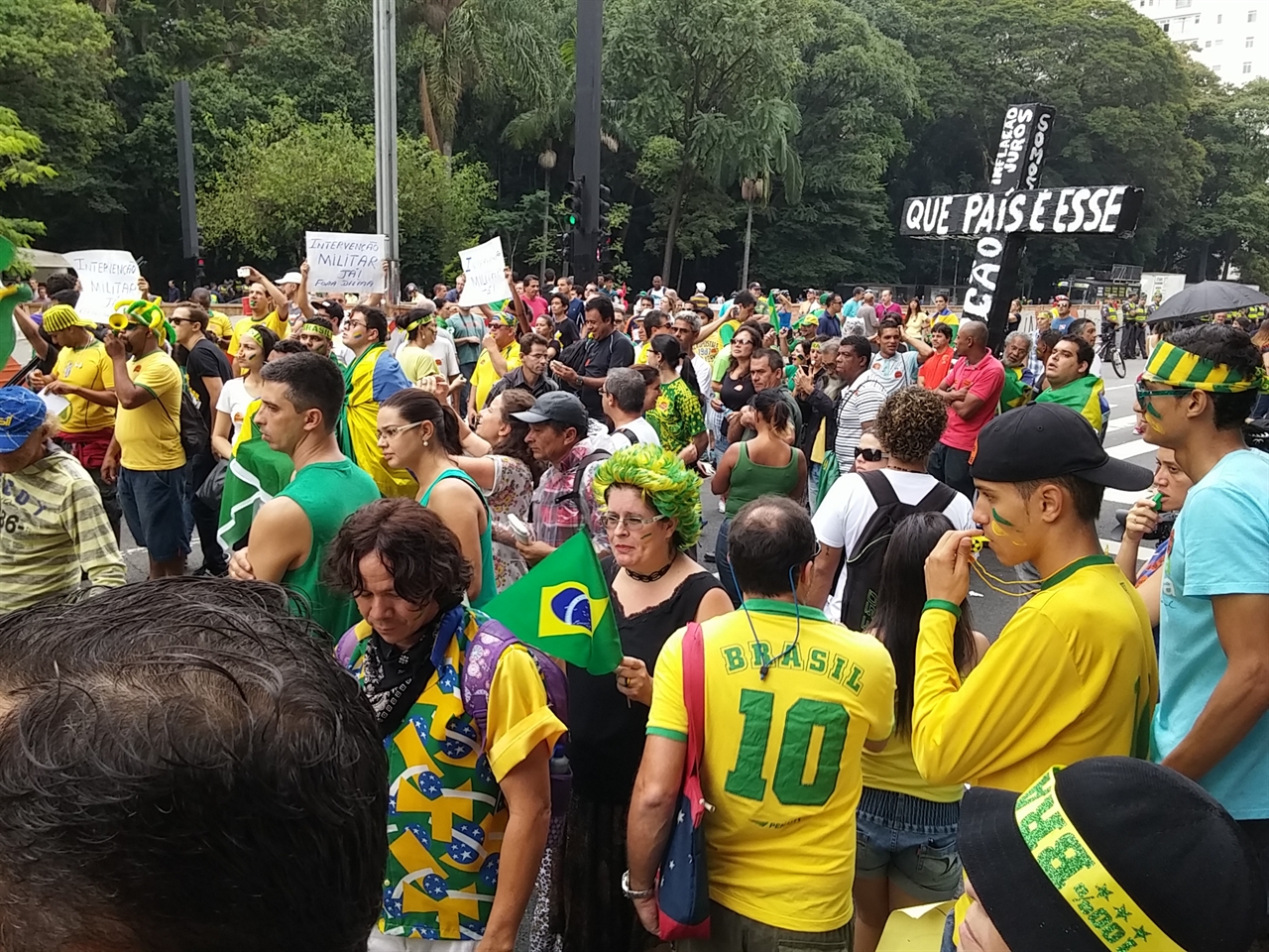 상파울루 파울리스타 거리 시위 모습